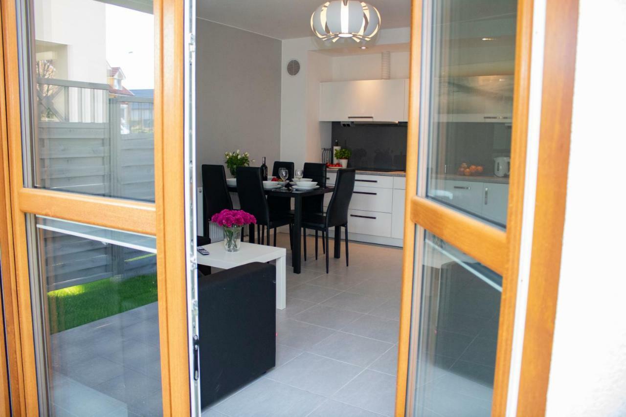 Apartament Z Ogrodkiem Trzesacz Ngoại thất bức ảnh