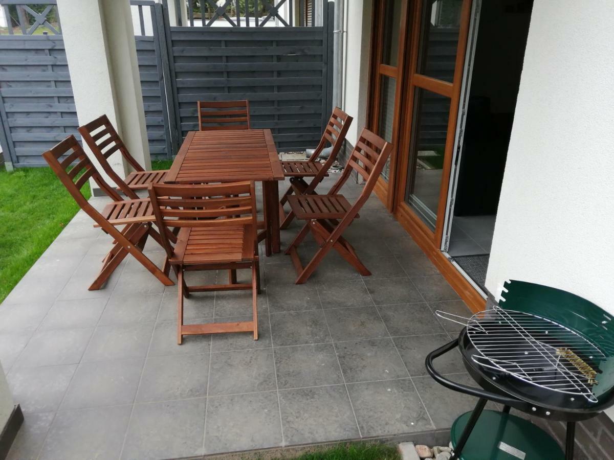 Apartament Z Ogrodkiem Trzesacz Ngoại thất bức ảnh